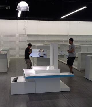 Install team-intstalling-shopfitting-retail surface-cvs-agencement